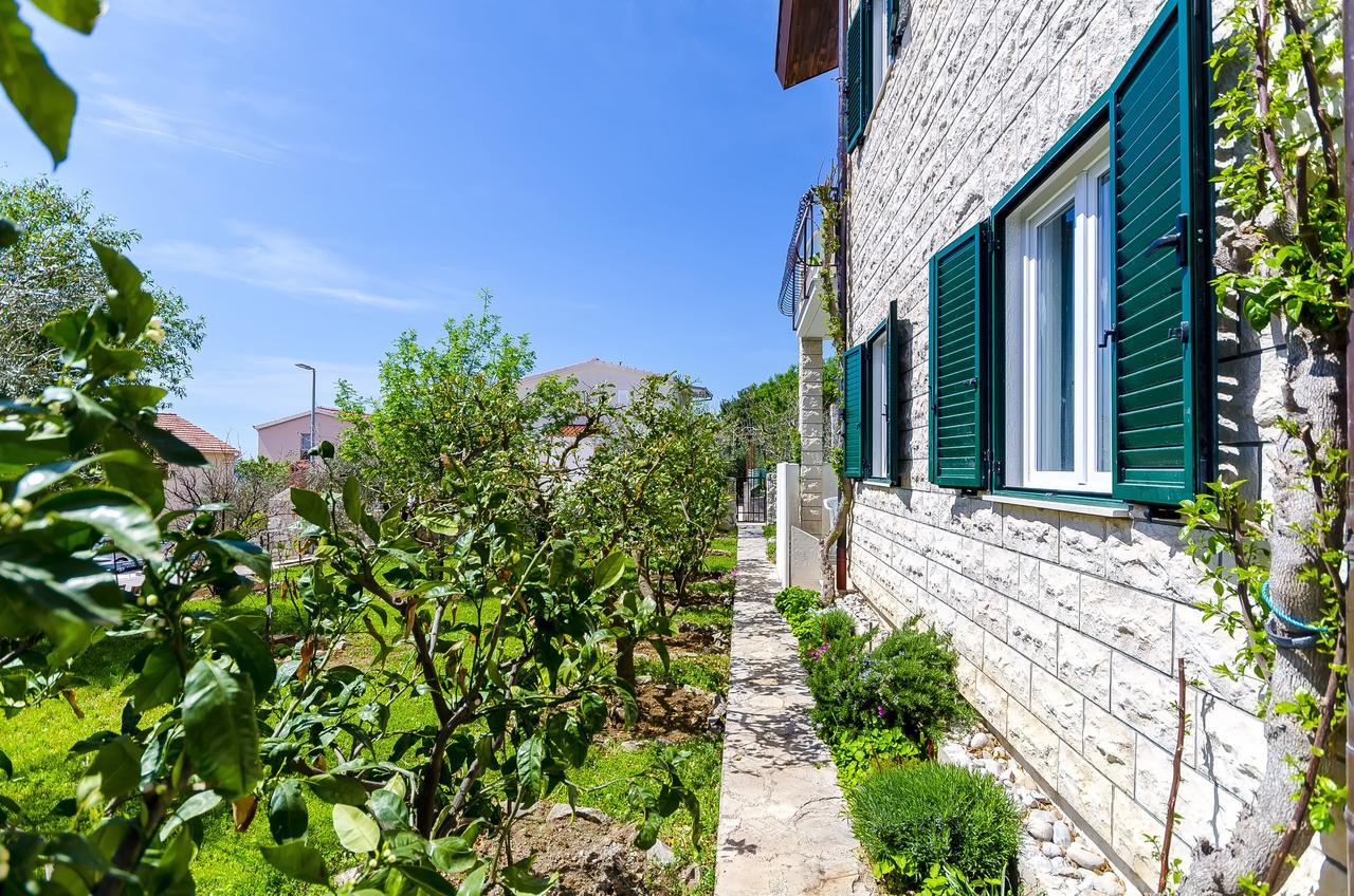 Apartments Mate Trogir Luaran gambar