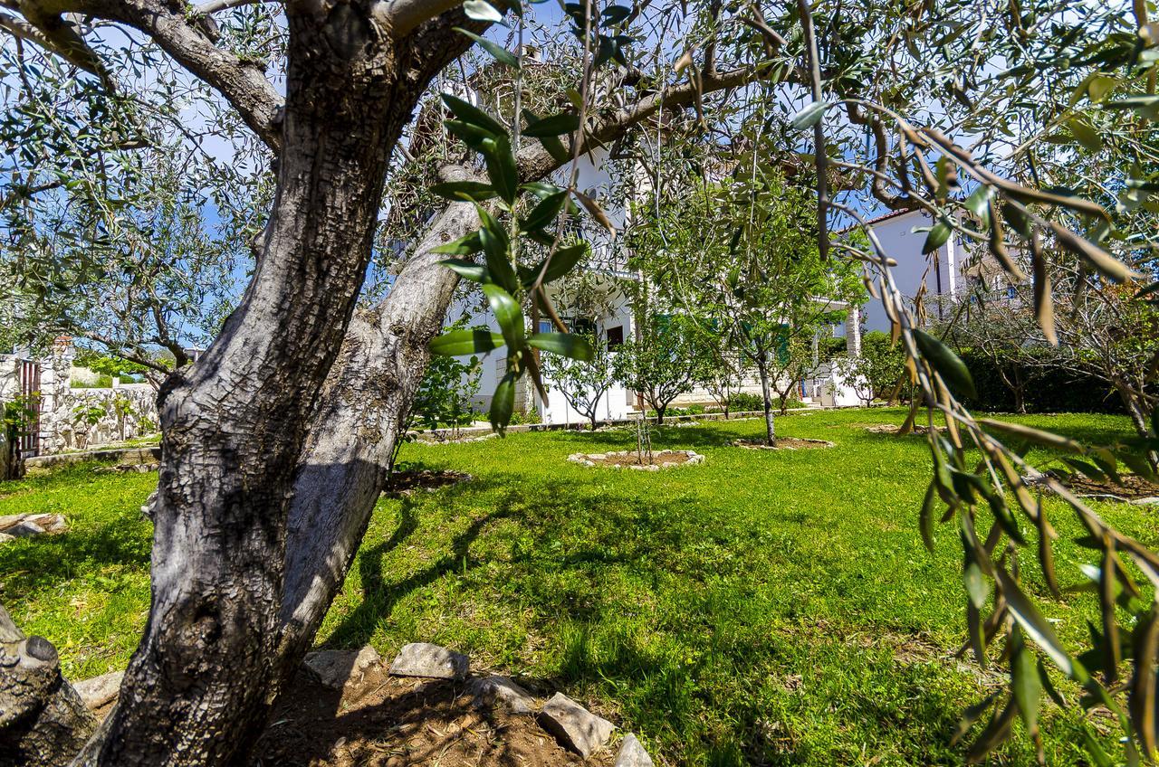 Apartments Mate Trogir Luaran gambar