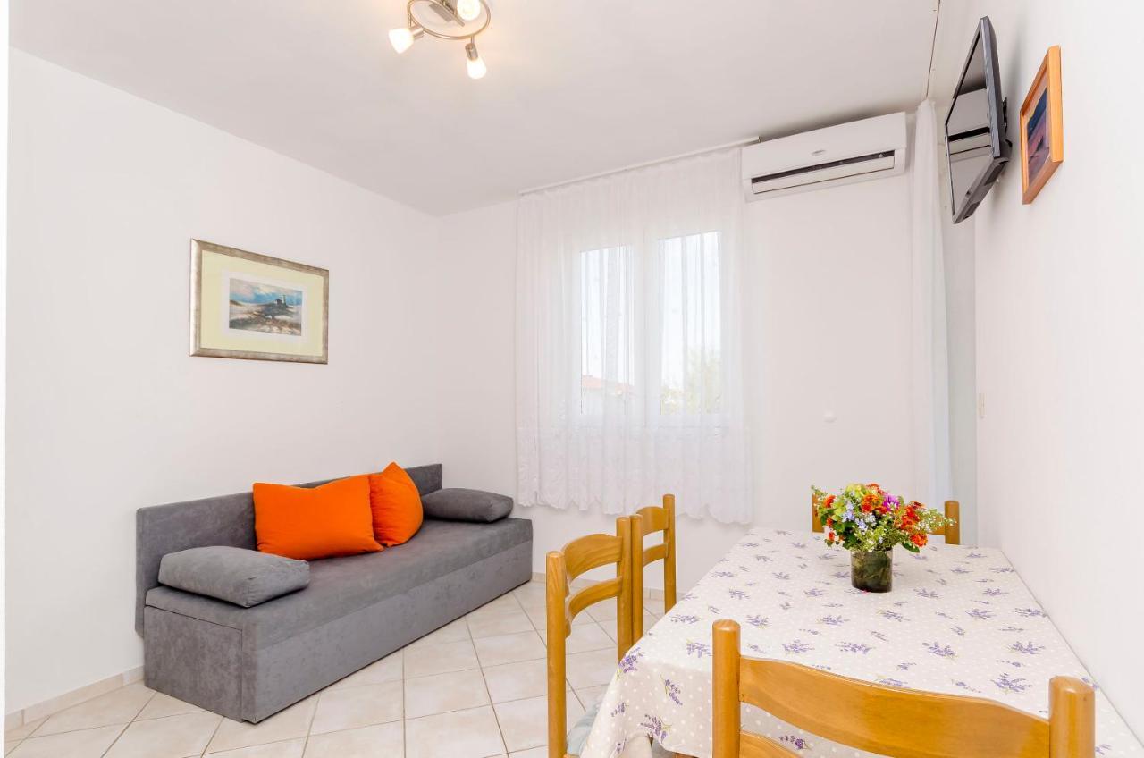 Apartments Mate Trogir Luaran gambar