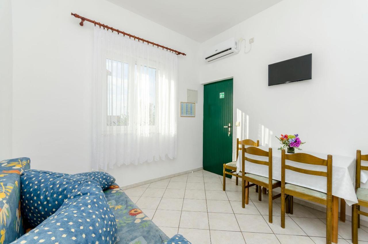 Apartments Mate Trogir Luaran gambar