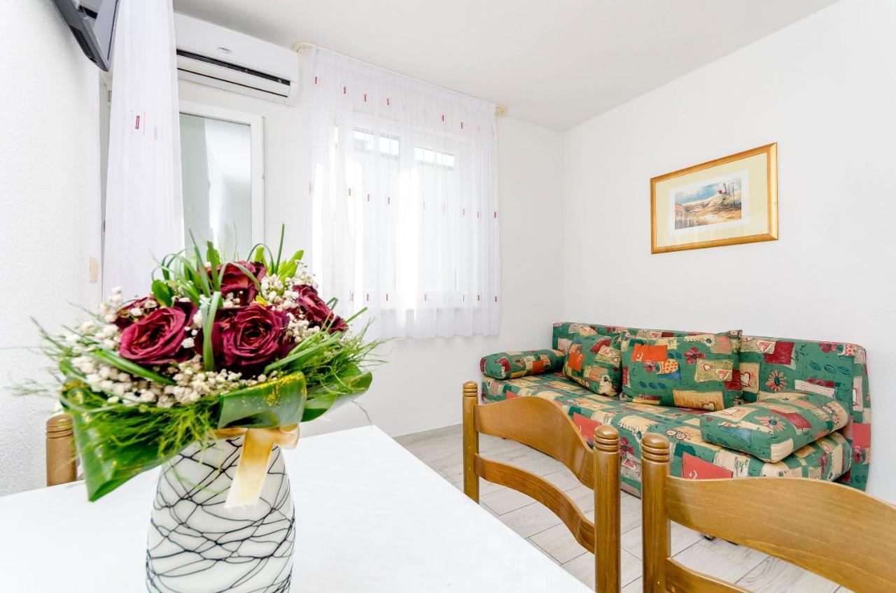 Apartments Mate Trogir Luaran gambar