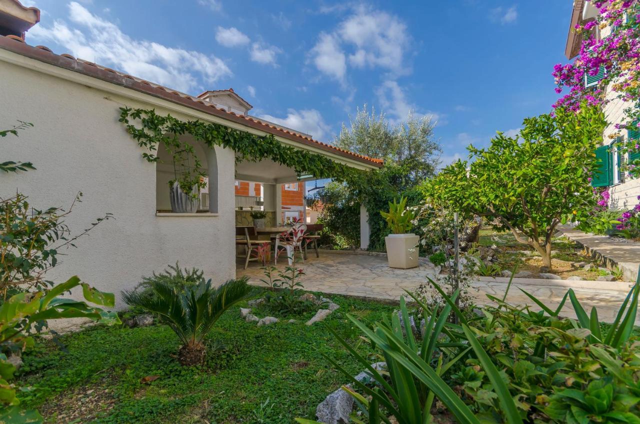 Apartments Mate Trogir Luaran gambar