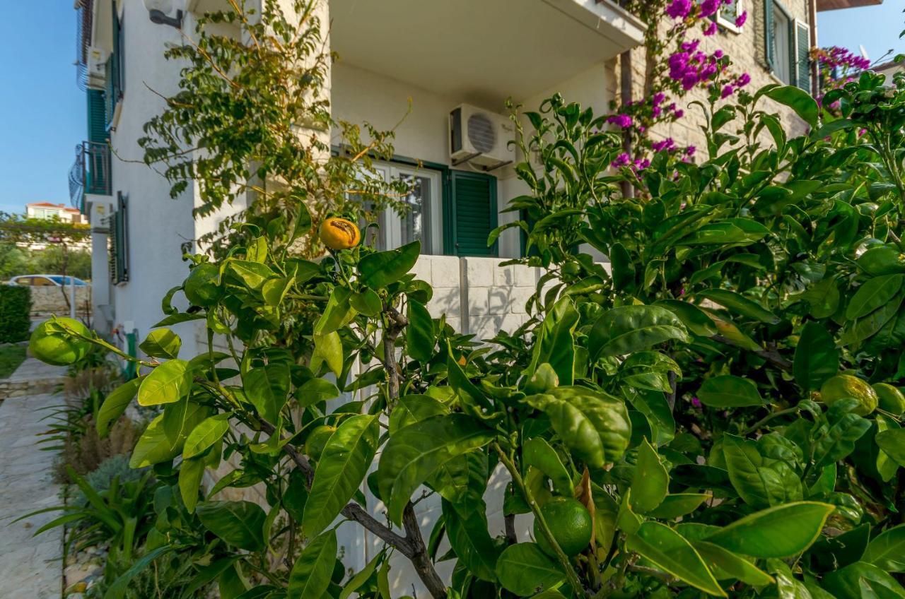 Apartments Mate Trogir Luaran gambar