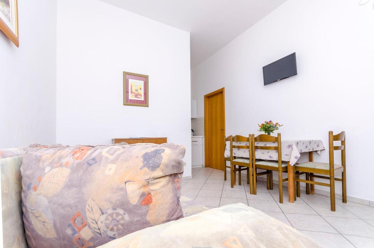 Apartments Mate Trogir Luaran gambar