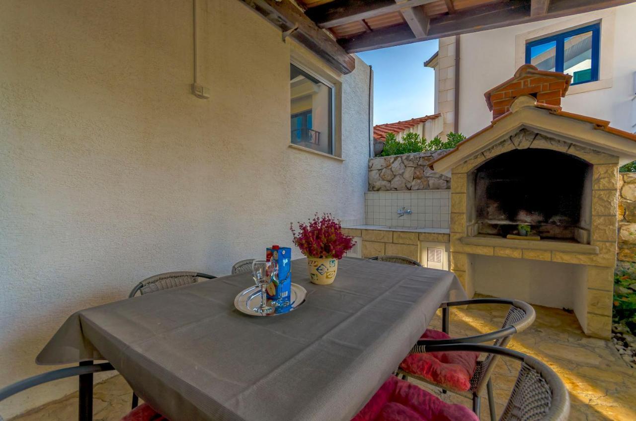Apartments Mate Trogir Luaran gambar